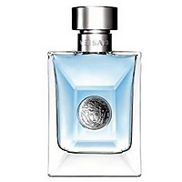 Versace Pour Homme. Туалетная вода, 50 мл720008 Versace Pour Homme. Туалетная вода, 50 мл720008Versace Pour Homme был создан из ингредиентов средиземноморского происхождения, чей характер способен отразить сущность современного мужчины: ум и уверенность в себе, способность гармоничного сосуществования с естественным миром. Динамичный и предприимчивый, мужчина Versace Pour Homme раскрывает свой сильный и страстный характер через решительно мужской аромат. Верхние ноты: Бергамот, Лимон, Листья горького апельсина; Средние ноты: Герань, Мускатный шалфей, Кедр; Базовые ноты: Агаровое дерево, Мускус, Бобы тонка Характеристики: Объем: 50 мл. Производитель: Италия. Туалетная вода - один из самых популярных видов парфюмерной продукции. Туалетная вода содержит 4-10% парфюмерного экстракта. Главные достоинства данного типа продукции заключаются в доступной цене, разнообразии форматов (как правило, 30, 50, 75, 100 мл), удобстве использования (чаще всего - спрей). Идеальна для дневного использования. Товар сертифицирован.