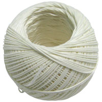 Нить кухонная Atlantis 100 м C845C845 Нить кухонная Atlantis 100 м C845C845Кухонная нить предназначена для связывания продуктов, которые могут разваливаться в процессе приготовления. Нить часто незаменима при запекании. Она станет отличным помощником на вашей кухне. Длина: 100 м. Стойкость к кипячению и жарке: 175°С.