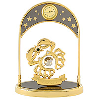 Сувенир с часами Знак зодиака: Рак, цвет: золотой67327 Сувенир с часами Знак зодиака: Рак, цвет: золотой67327Сувенир с часами Знак зодиака: Рак, золотого цвета, станет необычным аксессуаром для Вашего интерьера и создаст незабываемую атмосферу. Кристаллы, украшающие сувенир, носят громкое имя Swarovski. Ограненные, как бриллианты, кристаллы блистают сотнями тысяч различных оттенков. Эта очаровательная вещь послужит отличным подарком близкому человеку, родственнику или другу, а также подарит приятные мгновения и окунет Вас в лучшие воспоминания.