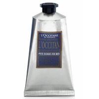Бальзам после бритья LOccitane, 75 мл057773 Бальзам после бритья LOccitane, 75 мл057773Бальзам после бритья LOccitane мгновенно успокаивает и увлажняет раздраженную после бритья кожу, дарит ощущение комфорта и устойчивый аромат LOccitan, питает и защищает кожу лица, не оставляя ощущения жирности. Характеристики: Объем: 75 мл. Производитель: Франция. Артикул: 057797. Loccitane (Л окситан) - натуральная косметика с юга Франции, основатель которой Оливье Боссан. Название Loccitane происходит от названия старинной провинции - Окситании. Это также подчеркивает идею кампании - сочетании традиций и компонентов из Средиземноморья в средствах по уходу за кожей и для дома. LOccitane использует для производства косметических средств натуральные продукты: лаванду, оливки, тростниковый сахар, мед, миндаль, экстракты винограда и белого чая, эфирные масла розы, апельсина, морская соль также идет в дело. Специалисты компании с особой тщательностью отбирают сырье. Учитывается множество факторов, от места и условий выращивания сырья до...