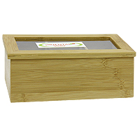 Ящик для хранения чая Oriental way. NL18120NL18120 Ящик для хранения чая Oriental way. NL18120NL18120Ящик Oriental way, выполненный из бамбука, предназначен для хранения чая. В нем имеется три отделения. Ящик закрывается крышкой с прозрачной пластиковой вставкой, которая позволяет видеть содержимое. Ящик Oriental way займет достойное место на любой кухне и послужит украшением кухонного интерьера. Характеристики: Материал: бамбук, пластик. Размер: 21,5 см х 13 см х 9 см. Артикул: NL18120. Торговая марка Oriental way известна на рынке с 1996 года. Эта марка объединяет товары для кухни, изготовленные из дерева и других материалов. Все товары марки Oriental way являются безопасными для здоровья, экологичными, прочными и долговечными в использовании.