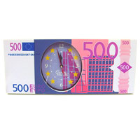 Часы настольные 500 евро92076 Часы настольные 500 евро92076Оригинальные настольные часы 500 евро - это не только функциональное устройство, но и изысканный элемент декора, который впишется в любой интерьер. Часовой механизм расположен в пластиковой подставке, которая выполненная в виде банкноты номиналом 500 евро. Часы имеют три стрелки - часовую, минутную и секундную. Благодаря стильному исполнению эти часы станут красивым и полезным подарком. В комплект входят две пластиковые ножки. Характеристики: Материал: пластик, стекло. Размер часов: 24,8 см х 10,3 х 1,6 см. Размер упаковки: 25 см х 11 см х 4,5 см. Производитель: Китай. Артикул: 92076. Часовой механизм на батарейке 1,5 V. Батарейка в комплект не входит.