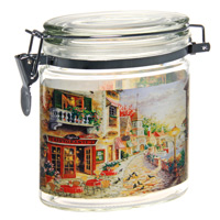 Банка для продуктов SinoGlass Итальянская улица 0,65 л SI-9221B03-ALSI-9221B03-AL Банка для продуктов SinoGlass Итальянская улица 0,65 л SI-9221B03-ALSI-9221B03-ALБанка для сыпучих продуктов Итальянская улица с металлической защелкой выполнена из стекла. Она позволит украсить любую кухню, внеся разнообразие, как в строгий классический стиль, так и в современный кухонный интерьер. Оригинальная банка для сыпучих продуктов будет отлично смотреться на вашей кухне. Характеристики: Материал: стекло, металл. Объем банки: 0,8 л. Высота: 14,5 см. Размер основания: 12,7 см х 8 см. Размер упаковки: 18 см х 9 см х 16 см. Изготовитель: Китай. Артикул: SI-9221B03-AL. SinoGlass - один из крупнейших производителей стеклянной посуды, известной во всем мире. Мировую популярность изделий торговой марки SinoGlass в первую очередь обеспечила группа выдающихся дизайнеров из Европы, Америки и Восточной Азии, работающих на фабрике. Вторым слагаемым успеха данной посуды явился строгий контроль качества на всех этапах производства изделий на самом современном и надежном оборудовании. Ассортимент изделий торговой...