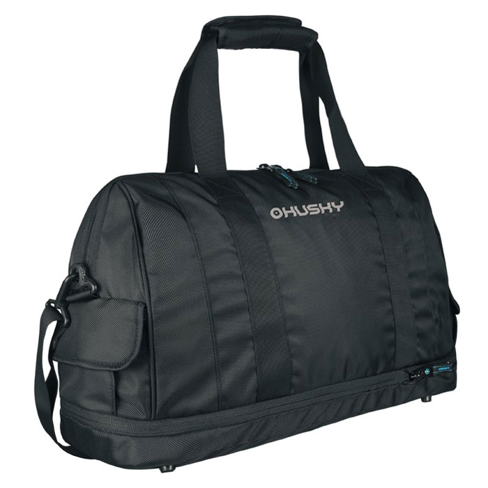 Cумка спортивная Husky Glint 27/33L, цвет: черныйУТ-000048681 Cумка спортивная Husky Glint 27/33L, цвет: черныйУТ-000048681Спортивная сумка Husky Glint 27/33L с изменяемой высотой очень удобна для занятий спортом. Выполнена из водонепроницаемого материала черного цвета. Внутри состоит из большого отделения, бокового кармана на застежке-молнии, двух небольших боковых карманов на застежках-молниях и двух карманов. Отделение закрывается на застежку-молнию. На внешней стороне есть два боковых кармана закрывающихся клапанами на липучки. Сумка может изменять высоту благодаря застежки-молнии. К сумке прилагается плечевой ремень, который при желании можно отстегнуть. Характеристики: Размер сумки: 33/40 см х 48 см х 17 см. Материал: Poliester Twill с водоотталкивающей пропиткой. Объем: 27/33 л. Производитель: Китай. Изготовитель: Чехия.