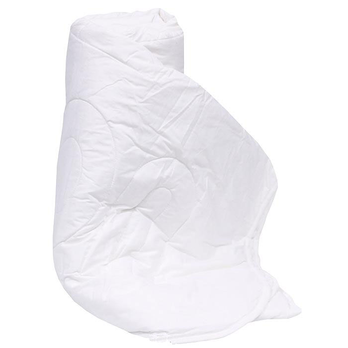 Одеяло Cotton, 140 х 205 см121763202 Одеяло Cotton, 140 х 205 см121763202Одеяло Cotton в хлопковой ткани с классическим наполнителем из хлопкового волокна идеально подходит для теплого лета. Хлопковое волокно - это экологически чистый гипоаллергенный наполнитель, обладающий гигроскопичностью и хорошей терморегуляцией. Оригинальная стежка равномерно распределяет наполнитель в чехле, добавляя вашему одеялу красоты и практичности. Характеристики: Материал чехла: 100% хлопок. Наполнитель: хлопковое волокно. Размер одеяла: 140 см х 205 см. Производитель: Россия. Степень теплоты: 1. ТМ Primavelle - качественный домашний текстиль для дома европейского уровня, завоевавший любовь и признательность покупателей. ТМ Primavelle рада предложить вам широкий ассортимент, в котором представлены: подушки, одеяла, пледы, полотенца, покрывала, комплекты постельного белья. ТМ Primavelle - искусство создавать уют. Уют для дома. Уют для...