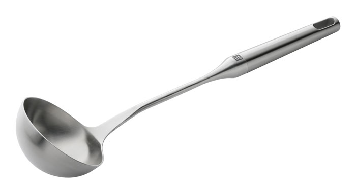 Половник Zwilling Twin Pure 37513-00037513-000 Половник Zwilling Twin Pure 37513-00037513-000Половник Twin Pure, выполненный из нержавеющей стали, идеально подходит для разливания супов, соусов, заправок. Удобная ручка с петлей позволяет подвесить половник в любом месте. Характеристики: Материал: нержавеющая сталь. Длина: 38 см. Производитель: Германия. Изготовитель: Китай. Артикул: 37513-000. Немецкая компания Zwilling J. A. Henckels была основана в 1731 году. При производстве своей продукции компания на протяжении многих лет использует инновационные технологии. В настоящее время компания Zwilling J. A. Henckels является эталоном высокого немецкого качества, долговечности и практичности, чем заслужили признание во всем мире.