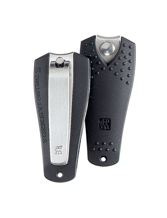Zwilling Щипчики для ногтей Twinox, 6,5 см. 42422-00142422-001 Zwilling Щипчики для ногтей Twinox, 6,5 см. 42422-00142422-001Щипчики для ногтей Zwilling Twinox изготовлены из высококачественной нержавеющей стали. Предназначены для обрезания ногтей. Перед обработкой размягчить кожу вокруг ногтя в теплой воде, масляной эмульсии или мыльном растворе. Уход: время от времени смазывать чистым маслом область соединения щипчиков. Не рекомендуется хранить во влажных помещениях. Предохранять от падения на пол. Использовать только по назначению! Затачивать у специалиста. Характеристики: Материал: нержавеющая сталь. Длина щипчиков: 6,5 см. Размер упаковки (ДхШхВ): 10 см х 1,5 см х 9,5 см. Производитель: Япония. Артикул: 42422-001. Товар сертифицирован.
