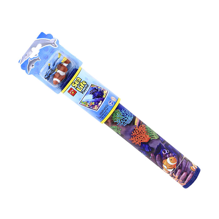 Игровой коврик Sea LifeA1378XX Игровой коврик Sea LifeA1378XXИгровой коврик Sea Life, непременно займет внимание вашего ребенка и станет для него любимой игрушкой. Коврик оформлен изображением морских глубин и рыбок. В комплект с ковриком входят фигурки аквалангиста и рыбки. Ребенок сможет часами играть с ковриком, придумывая различные истории. Порадуйте своего малыша таким замечательным подарком! Характеристики: Материал: пластик, полиэстер. Размер коврика: 43 см x 30,5 см. Размер фигурки аквалангиста: 6,5 см x 2 см x 1,5 см. Размер рыбки: 6 см x 2 см x 1,5 см. Размер упаковки: 9,5 см x 21 см x 6 см. Изготовитель: Китай.