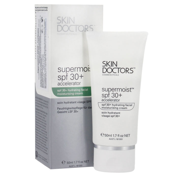 Skin Doctors Крем для лица Supermoist SPF 30 + Accelerator, увлажняющий, солнцезащитный, 50 мл2284 Skin Doctors Крем для лица Supermoist SPF 30 + Accelerator, увлажняющий, солнцезащитный, 50 мл2284Крем для лица Supermoist SPF 30 + Accelerator - это быстро впитывающийся, обладающий эффективной защитой увлажняющий солнцезащитный крем. Он нежирный, легкий, не закупоривает поры, и не оставляет на лице белой пленки. Солнцезащитный фактор SPF30 Плюс. Увлажняет кожу. Предотвращает образование солнечного кератоза. Предотвращает появление солнечных пятен. Предотвращает преждевременно старение. Действует как щит, защищая кожу от вредных солнечных излучений. Основные активные ингредиенты: Octocrylene - органическая составляющая с защитой от УФ и сильными водоотталкивающими свойствами. Butyl Methoxydibenzoylmethane -cолнцезащитный агент с широким рядом защиты от УФ лучей. Benzophenone- 3 - поглощает УФ лучи спектра А и В. Phenylbenzimidazole Sulphonic Acid - поглощает УФ лучи спектра В.