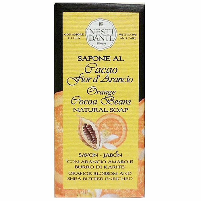 Мыло Nesti Dante Sapone Al Cacao. Апельсин и масло Ши, 200 г1770116 Мыло Nesti Dante Sapone Al Cacao. Апельсин и масло Ши, 200 г1770116Натуральное растительное мыло Nesti Dante Sapone Al Cacao. Апельсин и масло Ши изготовлено по старинным рецептам и по традиционной котловой технологии, в составе мыла только натуральные оливковое и пальмовое масло высочайшего качества, для ароматизации использованы органические эфирные масла. Ежедневный ритуал красоты, любви и заботы не только для тела, но и для души. Мыло, обогащенное какао бобами и маслом дерева Ши и оформленное в виде плитки шоколада, ублажит ваши чувства ароматическим и водным массажем. Изысканная флорентийская бумага, в которую завернуто мыло, расписана акварелью, на каждом кусочке мыла выгравирована надпись With Love And Care (С любовю и заботой). Характеристики: Вес: 200 г. Производитель: Италия. Товар сертифицирован. Nesti Dante - одна из немногих итальянских мыловаренных фабрик, которая продолжает использовать в производстве только натуральные ингредиенты и кустарный способ...