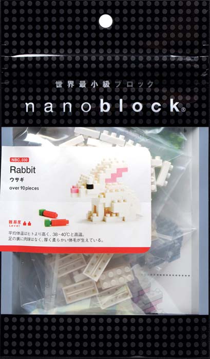 NanoBlock Мини-конструктор КроликNBC_030 NanoBlock Мини-конструктор КроликNBC_030Мини-конструктор Кролик - увлекательнейший способ времяпрепровождения. Набор включает подставку, более 90 пластиковых мини-элементов (в том числе запасные) и цветную графическую инструкцию-схему сборки. Из деталей конструктора собирается очаровательный кролик и две морковки для него. Это милейшее нано-создание вызовет улыбку у каждого, кто его увидит. Конструктор nanoBlock - самый маленький в мире конструктор, крайне необычный, как все японское. Высокоточные трехмерные модели из деталей подобных Лего, но предельно уменьшенных в размерах, стали хитом в Японии и буквально произвели фурор в Америке, Европе, Азии и Австралии. Самая маленькая деталь конструктора - 4 мм х 4 мм, а классический прямоугольный элемент 2-на-4 точки имеет размер 8 мм х 16 мм и 5 мм высотой. Запатентованный дизайн деталей и высочайшее качество пластика обеспечивают надежное соединение даже при таких небольших размерах. Нано-размер деталей позволяет добиться невероятной реалистичности у...