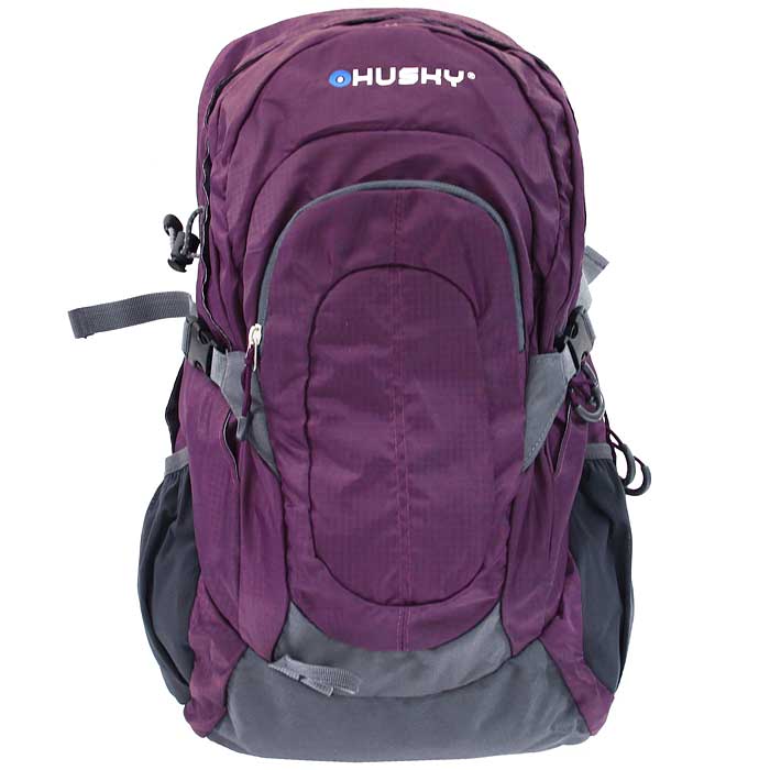 Рюкзак городской Husky Shark 30L, цвет: фиолетовыйУТ-000052363 Рюкзак городской Husky Shark 30L, цвет: фиолетовыйУТ-000052363Рюкзак городской Husky Shark 30L с эргономичной вентилируемой спиной и утолщенными, дышащими эргономичными плечевыми лямками, выполнен из плотного материала фиолетового цвета. Основные особенности рюкзака Shark 30L: Эргономичная вентилируемая система задней стенки; Утолщенные и дышащие эргономичные плечевые лямки; Боковой карман для фляги; Нагрудный и поясной ремни; Держатель для гидратора; Компрессионные ремни; Держатели для треккинговых палок и другой экипировки; Светоотражающие элементы; Накидка от дождя; Боковые карманы-сетки; Светоотражающие элементы. Характеристики: Размер рюкзака: 50 см х 28 см х 20 см. Объем рюкзака: 30 л. Материал: полиэстер 420D Ripstop, полиэстер 600D W/P. Вес: 1000 г. Цвет: фиолетовый. Производитель: Чехия. Изготовитель: Китай. Артикул: SHARK фиолетовый.