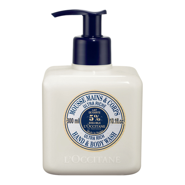 Мусс для рук и тела LOccitane Ультра-питание, очищающий, 300 мл208908 Мусс для рук и тела LOccitane Ультра-питание, очищающий, 300 мл208908Мусс для рук и тела LOccitane Ультра-питание нежно очищает кожу рук и тела. Содержит масло ши, питает и увлажняет кожу, придает легкий приятный аромат. Удобная упаковка с дозатором. Протестирован дерматологами. Характеристики: Объем: 300 мл. Артикул: 208908. Производитель: Франция. Товар сертифицирован. Loccitane (Локситан) - натуральная косметика с юга Франции, основатель которой Оливье Боссан. Название Loccitane происходит от названия старинной провинции - Окситании. Это также подчеркивает идею кампании - сочетании традиций и компонентов из Средиземноморья в средствах по уходу за кожей и для дома. LOccitane использует для производства косметических средств натуральные продукты: лаванду, оливки, тростниковый сахар, мед, миндаль, экстракты винограда и белого чая, эфирные масла розы, апельсина, морская соль также идет в дело. Специалисты компании с особой тщательностью отбирают...