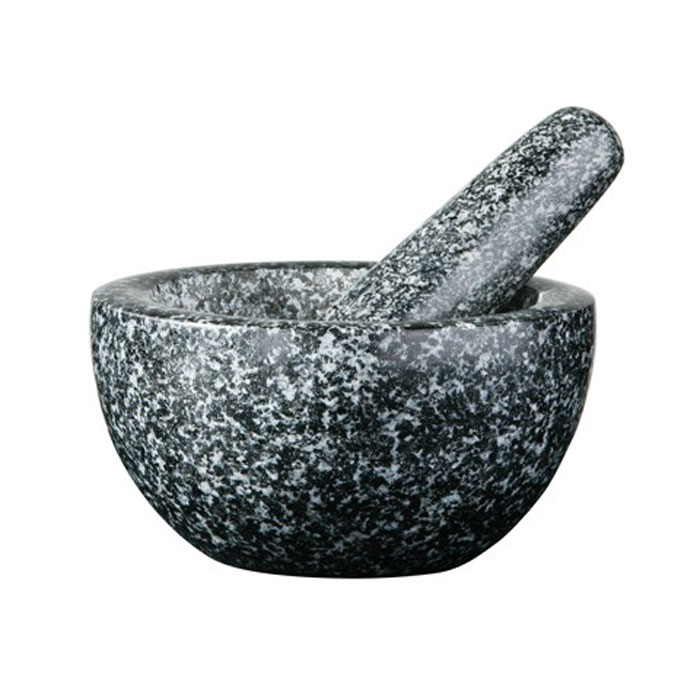 Ступка Premier Housewares с пестиком, диаметр 14 см, цвет: черный1001117 Ступка Premier Housewares с пестиком, диаметр 14 см, цвет: черный1001117Ступка с пестиком Premier Housewares, выполненные из гранита - главный атрибут кухонного волшебства. Превращайте семена и травы в ароматные приправы, растирайте коренья в пряные порошки. А эта широкая ступка силу этого волшебства удваивает, потому что не только своим удобством, но и видом добавляет хозяйкам вдохновения. И даже стоя на полке, в моменты, когда она не нужна, ступка будет украшать кухню. Характеристики: Материал: гранит. Диаметр ступки по верхнему краю: 14 см. Высота ступки: 6,5 см. Длина пестика: 13 см. Максимальный диаметр пестика: 4,5 см. Размер упаковки: 18,5 см х 15 см х 7,5 см. Артикул: 1001117.