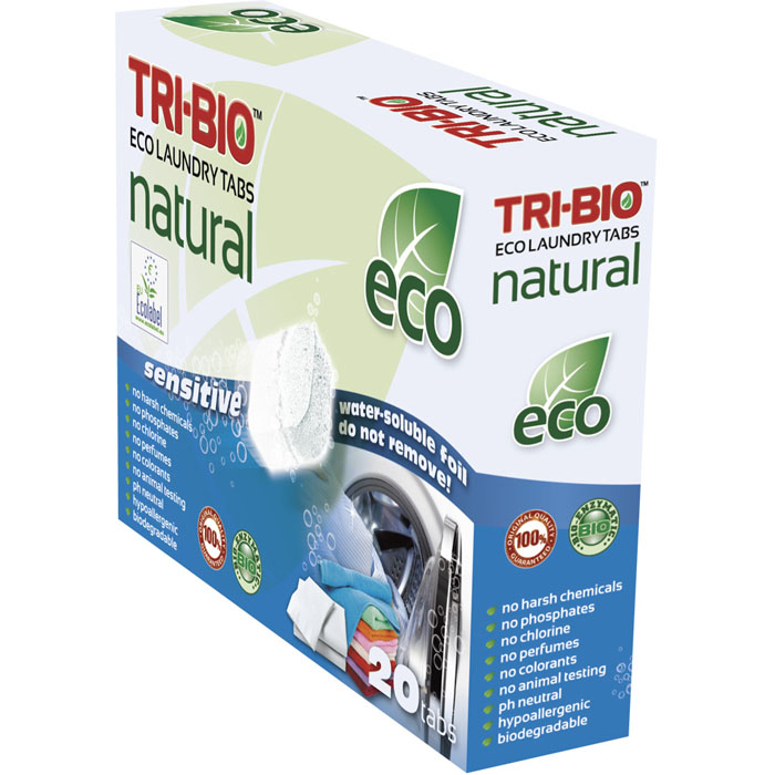 Натуральные эко-таблетки Tri-Bio для стирки, 500 г, 20 шт0168 Натуральные эко-таблетки Tri-Bio для стирки, 500 г, 20 шт0168Натуральные эко-таблетки Tri-Bio - экологическая формула, основана на био-энзимах и натуральных растительных и минеральных компонентах. Не содержат фосфаты и формальдегиды, но также эффективны как широко известные жесткие химические средства. Подходят для стирки белого и цветного белья. Жестки для грязи - нежны для ткани. Не содержат ароматов и красителей, рекомендуются для людей, склонных к аллергическим реакциям и страдающих астмой. Идеально подходят для детского белья и людей с чувствительной кожей. Легкие в использовании и экономичные, упакованы в водорастворимую пленку. Для здоровья: Без фосфатов, растворителей, хлора отбеливающих веществ, абразивных веществ, отдушек, красителей, токсичных веществ, нейтральный pH, гипоаллергенно. Присвоены сертификаты EU Ecolabel и ECO GREEN. Для окружающей среды: Низкий уровень ЛОС, биоразлагаем, минимальное влияние на водные организмы. Особо рекомендуется использовать в домах с автономной канализацией Характеристики:...