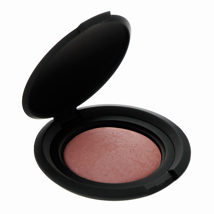 Nouba Румяна компактные Blush on Bubble, тон №45, 6 гN22745 Nouba Румяна компактные Blush on Bubble, тон №45, 6 гN22745Нежная, как шелк, текстура румян Blush on Bubble позволяет легко и равномерно нанести румяна, придавая лицу свежий и светящийся вид, блеск глазам и настроение вашему образу. Уникальная технология изготовления методом запекания позволяет использовать румяна от Nouba в три раза дольше обычного! Содержат масло жожоба, витамин Е, нейлон 12, SPF-фильтры. Характеристики: Вес: 6 г. Тон: №45. Производитель: Италия. Артикул: N22745. Товар сертифицирован.