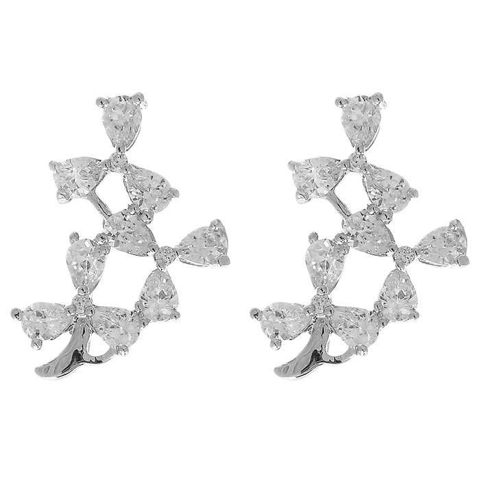 Серьги Lovely, цвет: серебристый. S10383S10383 Серьги Lovely, цвет: серебристый. S10383S10383Оригинальные серьги Lovely, выполненные из бижутерного сплава серебристого цвета, инкрустированы цирконами. Серьги-гвоздики застегиваются на пластиковую застежку-стопплер. Такие серьги позволят вам с легкостью воплотить самую смелую фантазию и создать собственный, неповторимый образ. Серьги упакованы в бархатный мешочек. Характеристики: Материал: бижутерный сплав, цирконы, пластик. Размер серьги: 1,3 см х 2,4 см. Артикул: S10383.