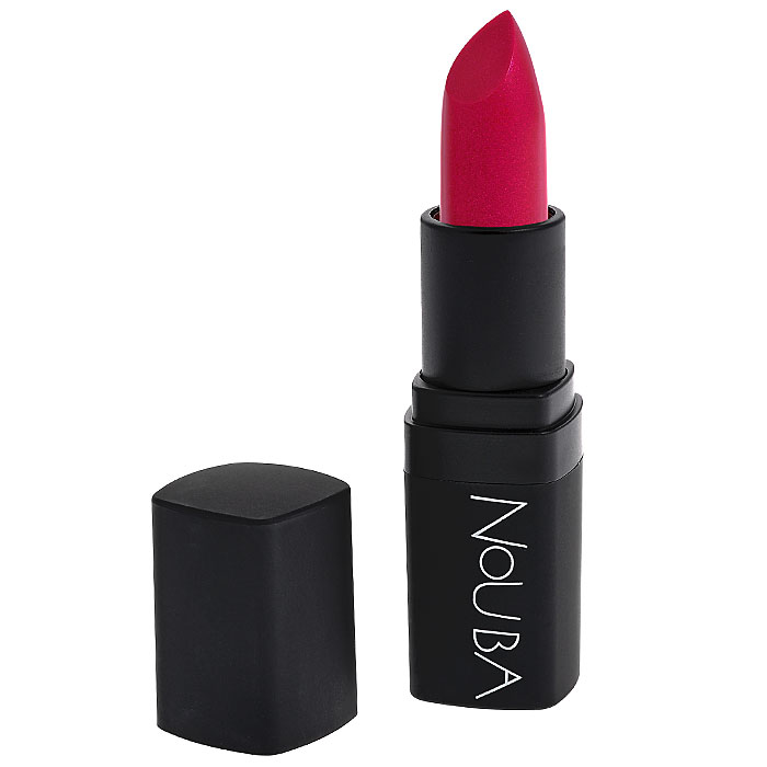Nouba Помада для губ Plumping Gloss Stick, увеличивающая объем, тон №411, 4 млN38411 Nouba Помада для губ Plumping Gloss Stick, увеличивающая объем, тон №411, 4 млN38411Кремовая увлажняющая помада для губ Nouba Plumping Gloss Stick с эффектом влажных губ создает чувственные, притягательные образы. В ее составе воски, олигопептиды, гиалуроновая кислота и касторовое масло, надежно защищающие и ухаживающие за нежной кожей губ. Для создания эффекта чувственных пухлых губ.