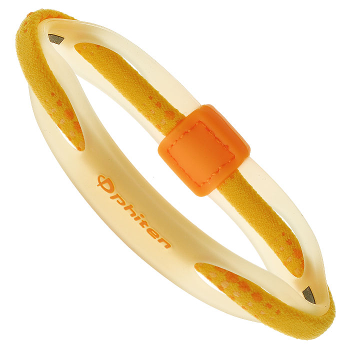 Браслет на руку Phiten Rakuwa Bracelet X50 Hybrid, цвет: желтый, 17 смTG497325 Браслет на руку Phiten Rakuwa Bracelet X50 Hybrid, цвет: желтый, 17 смTG497325Браслет на руку Phiten Rakuwa Bracelet X50 Hybrid представляет собой комбинацию текстильных и силиконовых элементов, которые гармонично сочетаются в его современном дизайне. Жизнерадостная расцветка придется по вкусу всем, кто любит спортивный стиль и активный образ жизни. Модель содержит AquaTitan. Браслет способствует улучшению циркуляции крови в организме, уменьшению усталости, а также расслаблению и восстановлению сил.