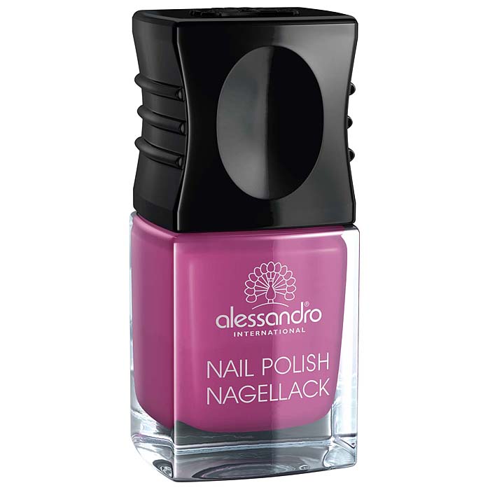 Alessandro Лак для ногтей Nagellack. Душистый клевер, 10 мл77-150 Alessandro Лак для ногтей Nagellack. Душистый клевер, 10 мл77-150Бриллиантовый блеск лаков для ногтей с экстрактом шелка и микрочастицами бриллиантов - настоящее наслаждение для ваших ногтей! Лак для ногтей Alessandro - настоящая концентрация роскоши. Его легко наносить, он исключительно хорошо держится даже после одного нанесения и долго не теряет блеска. Уникальная формула позволяет лаку держаться на ногтях в течение долгого времени. Лак укрепляет структуру ногтя и не вызывает его расслоение. Лак для ногтей Alessandro не содержат формальдегида, а значит, не оказывает вредного воздействия - наоборот, он предотвращают пожелтение ногтей. Характеристики: Объем: 10 мл. Цвет: душистый клевер (Vibrant Fuchsia). Артикул: 77-150. Производитель: Германия. Товар сертифицирован.