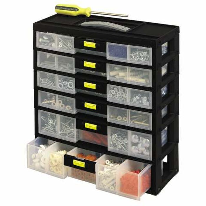 Органайзер вертикальный с 6-тью выдвижными секциями Stanley Packn Latch, 31,1 x 34,9 x 15 см1-92-086 Органайзер вертикальный с 6-тью выдвижными секциями Stanley Packn Latch, 31,1 x 34,9 x 15 см1-92-086Органайзер Stanley Packn Latch выполнен в форме вертикального кейса с выдвижными ящиками, служит для хранения и транспортировки крепежных изделий. Удобная ручка обеспечивает легкую переноску. Качественное исполнение гарантирует долгий срок службы ящика. Имеет 6 съемных секций (4 неглубоких и 2 глубоких), конфигурацию которых можно изменять согласно собственных требований и предпочтений, благодаря съемным пластиковым перегородкам, можно разложить необходимые предметы в удобном порядке. Внутри каждой из 4 выдвижных секций 2 отделения размером 10 см х 15 см х 3 см, каждое из которых можно разделить на 4 отделения размером 5 см х 7 см х 3 см, и 1 отделение размером 8 см х 15 см х 3 см, которое можно разделить на 4 отделения размером 4 см х 6,5 см х 3 см. 2 нижних выдвижных отделения 28 см х 15 см х 3 см можно разделить перегородками на 4 секции размером 5 см х 15 см х 3 см и 1 секцию 7 см х 15 см х 3 см.