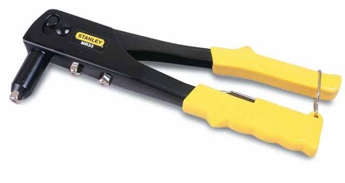 Заклепочник Stanley MR330-69-833 Заклепочник Stanley MR330-69-833Заклепочник Stanley предназначен для крепления вытяжных алюминиевых и стальных заклепок. Является удобным инструментом для соединения деталей в труднодоступных местах. Обладает прочным корпусом с удобными рукоятками. На рукояти расположен запор для фиксации в нерабочем состоянии.