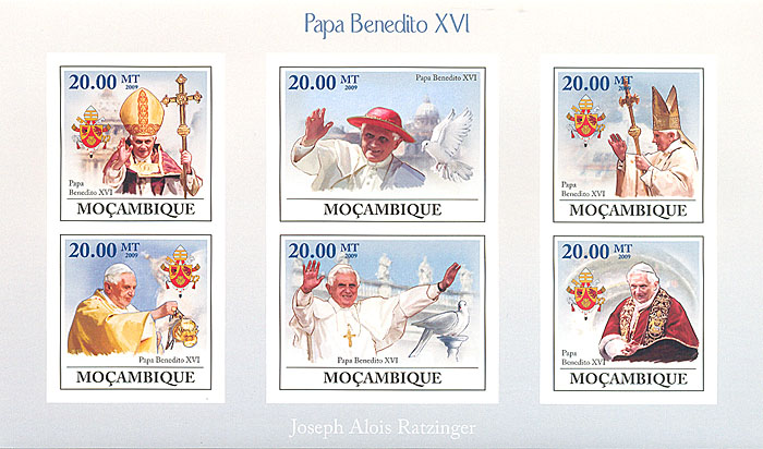 Малый лист без зубцов Бенедикт XVI. Мозамбик. 2009 годL2070 E Малый лист без зубцов Бенедикт XVI. Мозамбик. 2009 годL2070 EМалый лист без зубцов Бенедикт XVI. Мозамбик. 2009 год. Размер 17,8 х 10,4 см. Сохранность хорошая.