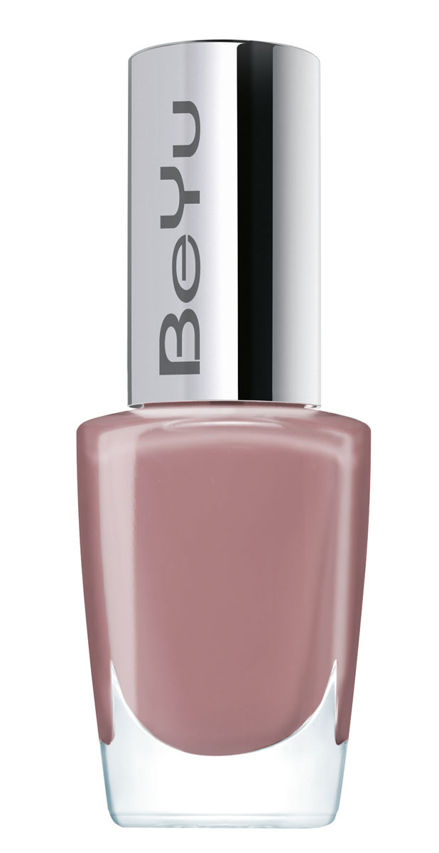 BeYu Стойкий лак для ногтей Long-Lasting, тон №315, темно-сиреневый, 8 мл310.315 BeYu Стойкий лак для ногтей Long-Lasting, тон №315, темно-сиреневый, 8 мл310.315Долго держащийся лак для ногтей BeYu Long-Lasting, в новом дизайне и с улучшенной текстурой. Новая структура лака Long-Lasting гарантирует идеально гладкий и ровный маникюр. Благодаря улучшенной форме кисточки нанесение стало более комфортным и простым. Кисточка имеет плоскую и одновременно широкую форму, благодаря чему нанесение лака, даже для непрофессионалов, происходит равномерно и точно. Текстура лака и кисточка идеально сочетаются между собой. Лак наносится максимум в два слоя, текстура идеально покрывает ногти и придает им бриллиантовый, ультра сияющий цвет. Этот лак для ногтей быстро сохнет и держится, благодаря своей супер стойкости, очень долго. Завершается повторный выпуск ряда лаков для ногтей BeYu простой формой флакона. Супер стойкий. Быстро сохнет.