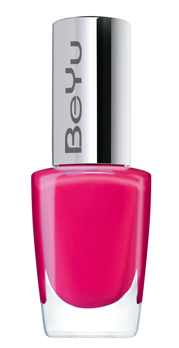 BeYu Стойкий лак для ногтей Long-Lasting, тон №169, фуксия, 8 мл310.169 BeYu Стойкий лак для ногтей Long-Lasting, тон №169, фуксия, 8 мл310.169Долго держащийся лак для ногтей BeYu Long-Lasting, в новом дизайне и с улучшенной текстурой. Новая структура лака Long-Lasting гарантирует идеально гладкий и ровный маникюр. Благодаря улучшенной форме кисточки нанесение стало более комфортным и простым. Кисточка имеет плоскую и одновременно широкую форму, благодаря чему нанесение лака, даже для непрофессионалов, происходит равномерно и точно. Текстура лака и кисточка идеально сочетаются между собой. Лак наносится максимум в два слоя, текстура идеально покрывает ногти и придает им бриллиантовый, ультра сияющий цвет. Этот лак для ногтей быстро сохнет и держится, благодаря своей супер стойкости, очень долго. Завершается повторный выпуск ряда лаков для ногтей BeYu простой формой флакона. Супер стойкий. Быстро сохнет. Характеристики: Объем: 8 мл. Тон: №169 (фуксия). Артикул: 310.169. Производитель: Германия. Товар сертифицирован.