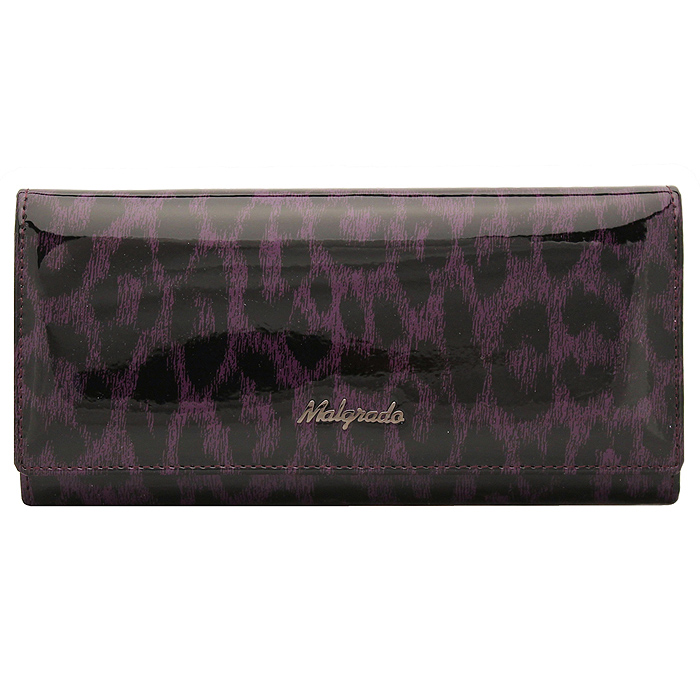 Кошелек Malgrado, цвет: фиолетовый. 72076-1580272076-15802# Purple Кошелек Malgrado, цвет: фиолетовый. 72076-1580272076-15802# PurpleСтильный кошелек Malgrado изготовлен из натуральной кожи фиолетового цвета с декоративным тиснением под рептилию и вмещает в себя купюры в развернутом виде в полную длину. Внутри содержит шесть основных отделений, два из которых на молнии, восемь кармашков для карточек, визиток или кредиток и одно с прозрачным окошком. С оборотной стороны расположен карман на молнии. Закрывается кошелек клапаном на кнопку. Под клапаном также расположено два дополнительных отделения. Кошелек упакован в подарочную металлическую коробку с логотипом фирмы. Такой кошелек станет замечательным подарком человеку, ценящему качественные и практичные вещи. Характеристики: Материал: натуральная кожа, текстиль, металл. Размер кошелька: 18,5 см х 9 см х 3 см. Цвет: фиолетовый. Размер упаковки: 23 см х 12,5 см х 4,5 см. Артикул: 72076-15802# Purple.