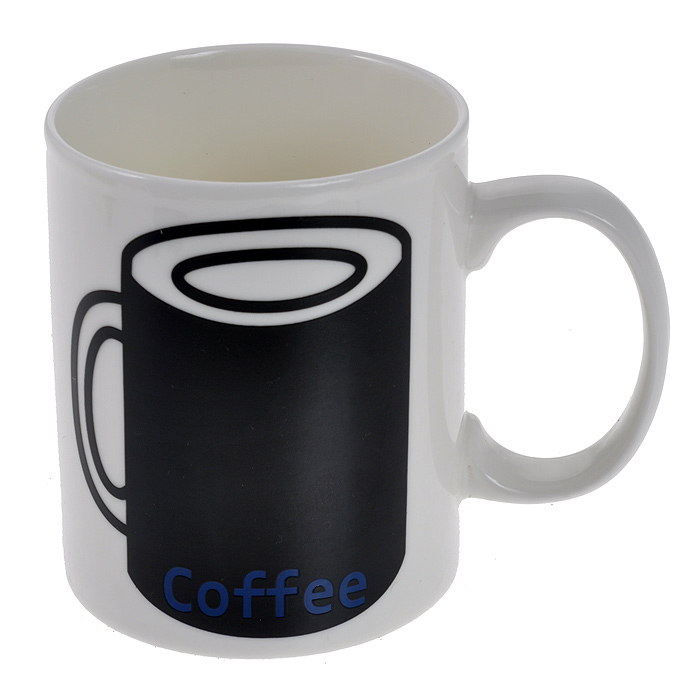 Кружка Coffee Like, меняющая рисунок, цвет: белый94917 Кружка Coffee Like, меняющая рисунок, цвет: белый94917Кружка Coffee Like выполнена из высококачественной керамики белого цвета с рисунком черной кружки и надписью Coffee. Как только вы зальете в кружку горячую воду, рисунок изменится: вместо кружки появится рука с жестом Like. Такая кружка поднимет вам настроение и вызовет улыбку у окружающих. Подходит для использования в микроволновой печи. Нельзя использовать в посудомоечной машине, только ручная мойка. Безопасно для пищевых продуктов. Характеристики: Материал: керамика. Цвет: белый. Диаметр кружки по верхнему краю: 7,5 см. Высота кружки: 9 см. Объем: 300 мл. Размер упаковки: 11 см х 9 см х 13,5 см. Артикул: 94917.