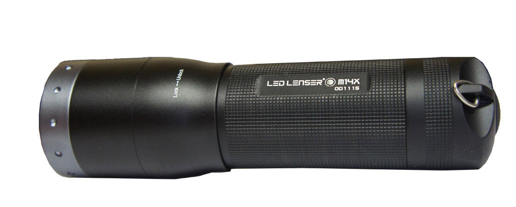 Светодиодный фонарь LED Lenser M14X, цвет: черный8314-X Светодиодный фонарь LED Lenser M14X, цвет: черный8314-XСветодиодный фонарь LED Lenser M14X предназначен для локального освещения предметов. Он чрезвычайно высокопроизводителен, удобен, компактен и крепок. Фонарь оснащен системой AFS (изменяемая фокусировка одним движением руки), благодаря которой вы сможете освещать предметы, как на большом расстоянии, так и вблизи, мгновенно переключая режимы. Светодиоды имеют ресурс более 100 000 часов непрерывной работы. Они устойчивы к ударам и не перегорают, как лампы накаливания. Характеристики: Длина фонаря: 16,2 см. Дальность свечения: 280 м. Световой поток:650 Лм. Размер упаковки: 21 см х 7 см х 6 см. Тип ламп:один светодиод белого цвета. Артикул: 8314-X. Гарантийный срок 5 лет. Возврат товара возможен только через сервисный центр. Гарантийный центр: м. ВДНХ, Ботанический сад 129223, г. Москва, Проспект Мира, 119, ВВЦ, строение 323 +7 495 974 3494 service@omegatool.ru Время работы сервисного...