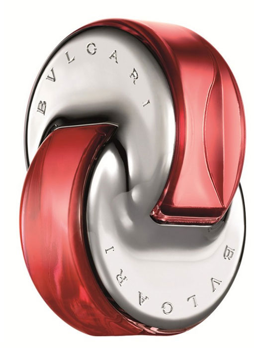 Bvlgari Туалетная вода Omnia Coral, женская, 40 мл44210BVL Bvlgari Туалетная вода Omnia Coral, женская, 40 мл44210BVLBvlgari Omnia Coral представляет пятый аромат для женщин в линии Omnia. Bvlgari Omnia Coral - создает весеннее настроение, очаровывает яркими красками и неземной красотой! Цветочно-фруктовая композиция создана парфюмером Alberto Morillas. Романтичный аромат задает игривое настроение, источая нежные ноты кувшинки, контрастируя с кислинкой граната и красных ягод. Классификация аромата : фруктовый, цветочный. Пирамида аромата : Верхние ноты: бергамот, тибетские ягоды годжи. Ноты сердца: цветы гибискуса, водная лилия, цветочно-тропические ноты. Ноты шлейфа: гранат, кедр, мускус. Ключевые слова Волнующий, изящный, романтичный, нежный! Туалетная вода - один из самых популярных видов парфюмерной продукции. Туалетная вода содержит 4-10% парфюмерного экстракта. Главные достоинства данного типа продукции заключаются в доступной цене, разнообразии форматов (как правило,...