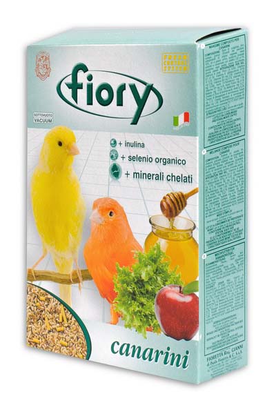 Смесь для канареек Fiory Canarini, 400 г05999 Смесь для канареек Fiory Canarini, 400 г05999Смесь для канареек Fiory Canarini изготовлена из десяти различных видов семян, богатых протеинами, жирами, полезными микроэлементами, которые стимулируют плодовитость и укрепляют здоровье птиц. В состав корма входят семена периллы. Перилла малоизвестна широкому кругу пользователей. Это растение азиатского происхождения, способное стимулировать плодовитость птиц и существенно снижающее смертность среди пожилых особей. В состав смеси также входят гранулы, богатые: инулином. Инулин вырабатывает в кишечнике животных органический субстрат, необходимый для роста полезных микроорганизмов (bifidobacteria и lactobacilli), которые препятствуют деятельности вредных бактерий; органическим селеном. Селен - это очень важный минерал, активно участвующий в защите клеточных мембран и волоконец, которые соединяют между собой клетки; келатными минералами. Келатные минералы обладают многообразным иммуностимулирующим действием, способствующим развитию клеток. ...