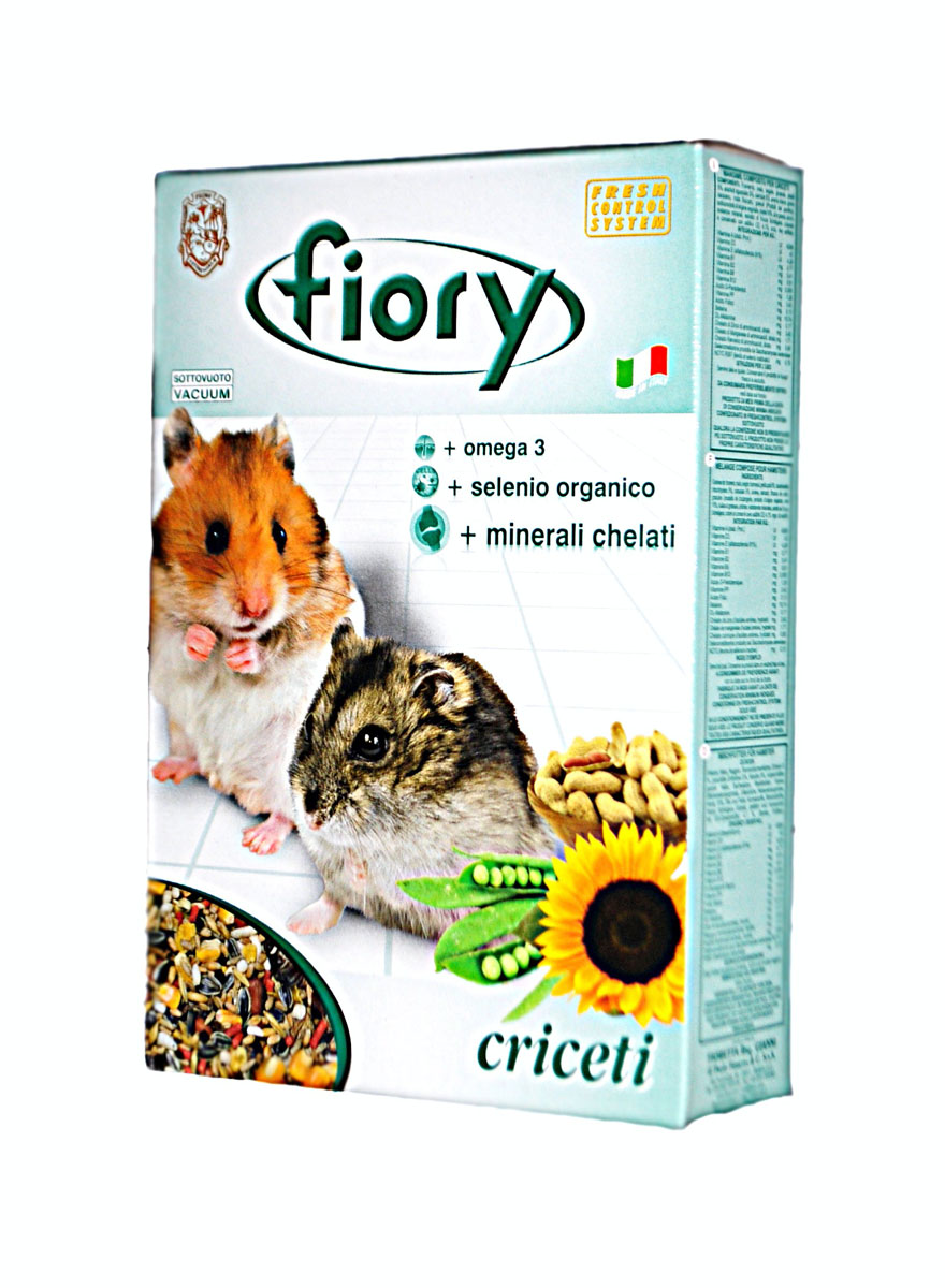 Смесь для хомяков Fiory Criceti, 850 г06500 Смесь для хомяков Fiory Criceti, 850 г06500В корме для хомяков Fiory Criceti содержится двенадцать различных элементов: от семян, богатых углеводами, до овощей и прочих лакомств. Эта смесь также содержит горошек, арахис в скорлупе и плоды рожкового дерева. Другими элементами являются ячмень и воздушный рис – настоящее лакомство для грызунов. Другой характеристикой смеси является добавление гранул, богатых: омега 3, которая регулирует уровень жиров, присутствующих в крови, поддерживает и укрепляет клеточные мембраны; органическим селеном. Это очень важный минерал, активно участвующий в защите клеточных мембран и волоконец, которые соединяют между собой клетки; келатными минералами. Обладают многообразным иммуностимулирующим действием, способствующим развитию клеток. Товар сертифицирован.