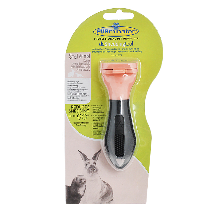 Фурминатор для грызунов FURminator, длина лезвия 3,2 см113522 Фурминатор для грызунов FURminator, длина лезвия 3,2 см113522Фурминатор FURminator специально разработан профессиональными грумерами для мелких животных и грызунов (кроликов, хорьков, морских свинок и т.д.). Это удивительно простой и максимально эффективный инструмент. Конструкция лезвия расчески, выполненного из нержавеющей стали, быстро и аккуратно удаляет отмерший подшерсток. За несколько сеансов (2-4) легко вычесывается до 90% отмерших волосков, и линька проходит менее заметно. Безопасен и эффективен, не режет шерсть, мягко выдергивает мертвый подшерсток, не повреждая гладкий остевой волос. Кнопка FURejector легко очищает шерсть с инструмента. Эргономичная ручка из резины обеспечивает надежный хват и более удобное использование. Вы забудете о спутанной шерсти, проблеме колтунов, о массе подшерстка, который остается на мебели, одежде и на полу. При постоянном применении значительно снижает риск аллергии на домашних животных. Характеристики: Материал: нержавеющая сталь, пластик, резина. ...