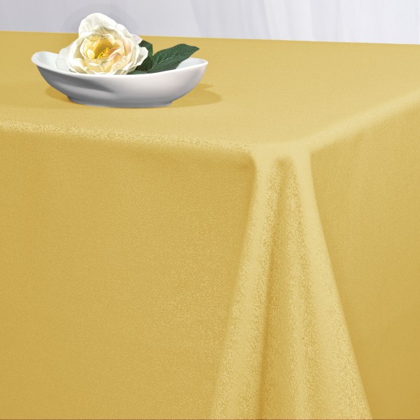 Скатерть Schaefer, прямоугольная, цвет: желтый, 150 x 250 см. 41704170/FB.05-150*250 Скатерть Schaefer, прямоугольная, цвет: желтый, 150 x 250 см. 41704170/FB.05-150*250Прямоугольная скатерть Schaefer выполнена из полиэстера желтого цвета. Скатерть обладает жироотталкивающими свойствами. Использование такой скатерти сделает застолье более торжественным, поднимет настроение гостей и приятно удивит их вашим изысканным вкусом. Также вы можете использовать эту скатерть для повседневной трапезы, превратив каждый прием пищи в волшебный праздник и веселье.