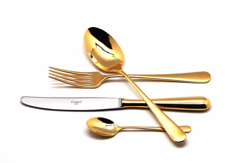 Набор столовых приборов Cutipol Alcantara Gold, 24 предмета9291 Набор столовых приборов Cutipol Alcantara Gold, 24 предмета92919291 ALCANTARA GOLD Набор 24 пр. Характеристики: Материал: сталь. Размер: 405*295*65мм. Артикул: 9291.