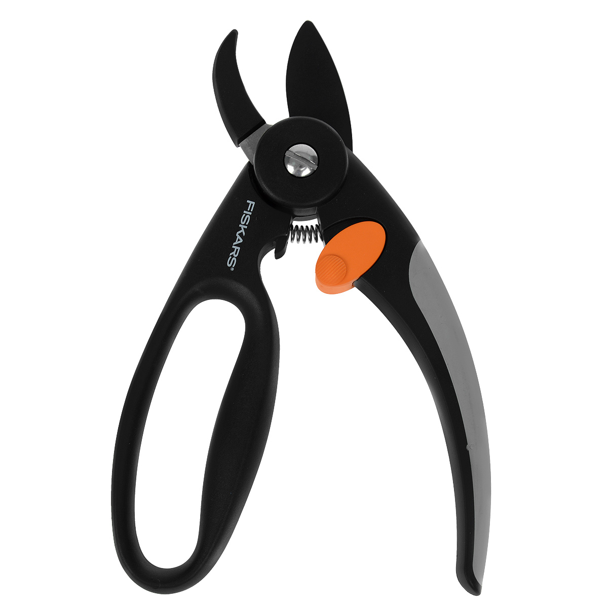 Секатор контактный Fiskars Quality, 18,5 см111430 Секатор контактный Fiskars Quality, 18,5 см111430Контактный секатор Fiskars Quality рекомендуется для срезания древесной поросли и сухих веток. Лезвия более острые и узкие, чем у плоскостных секаторов. В процессе срезания ветви, секатор поддерживает давление на ветку таким образом, что режущее движение совершается четко, без повреждения растения. Эргономичный дизайн позволяет использовать силу всех пальцев одновременно. Особенности контактного секатора Fiskars Quality: - особенно удобен для подрезания твердых и сухих ветвей до 16 мм в диаметре; - лезвия более острые и узкие, чем у плоскостных секаторов, подрезают с большим давлением; - подходит для продолжительной работы; - безопасный захват; - эргономичный дизайн; - нескользящая рукоятка; - свободная петля для четырех пальцев; - тефлоновое покрытие лезвий; - блокирующий механизм.