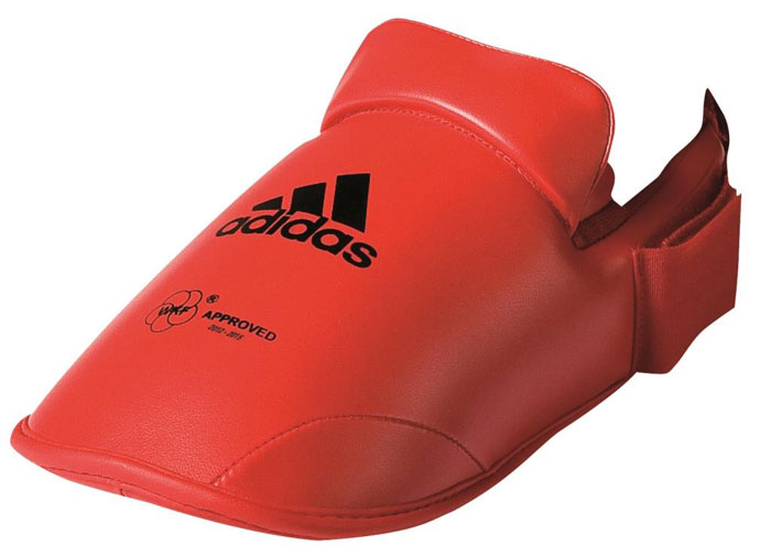 Защита стоп Adidas WKF Foot Protector, цвет: красный. 661.50. Размер L (42-44)661.50 Защита стоп Adidas WKF Foot Protector, цвет: красный. 661.50. Размер L (42-44)661.50Защита стоп Adidas WKF Foot Protector с объемным наполнителем необходима при занятиях спортом для защиты пальцев, суставов стопы от вывихов, ушибов и прочих повреждений. Накладки выполнены из высококачественного полиуретан PU3G. Накладки прочно фиксируются за счет эластичной ленты и липучки. Удобные и эргономичные накладки Adidas идеально подойдут для занятий карате и другими видами единоборств. Одобрены WKF.