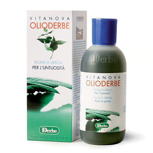 Derbe Масло моющее Olioderbe, с крапивой, для волос, склонных к жирности, 200 млA909917561 Derbe Масло моющее Olioderbe, с крапивой, для волос, склонных к жирности, 200 млA909917561Масло для мытья волос Derbe Olioderbe работает в качестве шампуня, но не содержит воды и не пенится. Наносится на сухие (!) волосы, намного эффективнее расщепляет кожное сало у корней волос, т.к. имеет родственную с ним структуру. Моющее масло «вбирает» в себя кожное сало, а потом просто смывается водой во время ополаскивания. Назначение: препарат для эффективного очищения, ухода и мытья волос склонных к жирности. Эффекты: обеспечивает очищение кожи, не нарушая гидролипидную мантию и не вызывая раздражение. Очищает и увлажняет кожу головы, придает волосам здоровый блеск и чистоту. Защищает волосы от выпадения, устраняет повышенную жирность кожи головы, зуд и перхоть, восстанавливает структуру волос и стимулирует их рост. Крапива издревле по достоинству считается полезным и целебным растением. Ее уникальный состав включает в себя большое количество муравьиной, фолиевой , уксусной кислоты, ценных эфирных масел, природного хлорофилла. Также крапива содержит в своем составе...