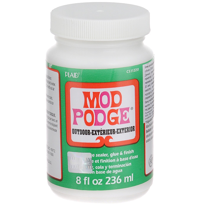 Клей для декупажа наружного применения Mod Podge, 236 млPLD-CS11220 Клей для декупажа наружного применения Mod Podge, 236 млPLD-CS11220Клей для декупажа наружного применения Mod Podge на водной основе имеет оригинальную формулу, соединяя свойства клея, герметика и лака. Перед использованием клей необходимо аккуратно перемешать, наносить кистью или спонжем (губкой). Клей быстро сохнет (5-20 мин), становится прозрачным при высыхании, имеет дополнительное свойство - его можно использовать на проектах вне дома. Прекрасно подходит для использования техники декупажа на глиняных поверхностях (терракота), дереве, бетоне, шифере, металле и др. После использования банку необходимо плотно закрывать. До высыхания клей смывается водой с мылом. Не токсичен.