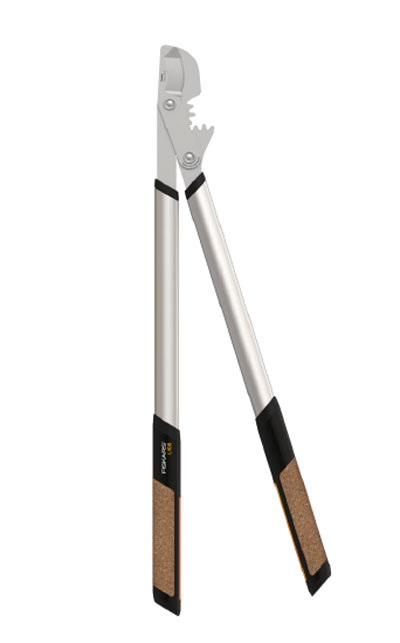 Сучкорез плоскостной Fiskars, рез 28 мм112240 Сучкорез плоскостной Fiskars, рез 28 мм112240Серия режущих инструментов Fiskars Quantum отличается превосходной производительностью и дизайном. Это шаг вперед в дизайне и инновациях. Особенности сучкореза: Прочные и легкие алюминиевые рукоятки Амортизирующие ручки TruGrip из натуральной пробки с вкладками SoftGrip обеспечивают высокий комфорт при работе Острые лезвия из закаленной стали режут чисто и аккуратно Механизм PowerGear облегчает подрезку в 3,5 раза по сравнению со стандартными механизмами.