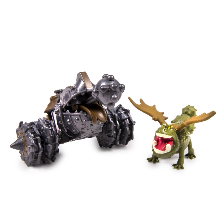 Набор для битв Dragons Gronckle vs. Cronckle Cannon66561_5 Набор для битв Dragons Gronckle vs. Cronckle Cannon66561_5Набор для битв Dragons Gronckle vs. Cronckle Cannon создан на основе масштабных батальных сцен из мультфильма «Как приручить дракона 2». По сюжету драконы сражаются против боевых машин. В набор входит фигурка дракона Громмеля и Пушка. С помощью этого набора для битвы ребенок сможет самостоятельно воссоздать картину сражения прямо в своей комнате и окунется в гущу событий мультфильма, будет проигрывать любимые сцены или придумывать свои истории!