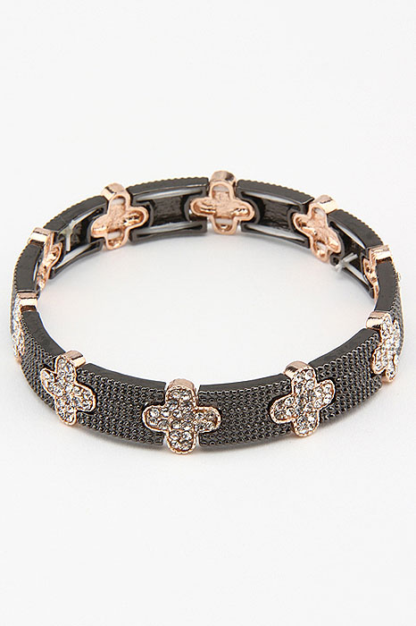 Браслет Fashion Jewelry, цвет: черный, золотистый. BR0191BR0191 Браслет Fashion Jewelry, цвет: черный, золотистый. BR0191BR0191Браслет Fashion Jewelry на резинке, выполненный из металла, украшен стразами. Такой браслет позволит вам быть оригинальной и изящной и создать свой неповторимый образ. Красивое и необычное украшение блестяще подчеркнет изысканный вкус, женственность и красоту своей обладательницы и поможет внести разнообразие в привычный образ.
