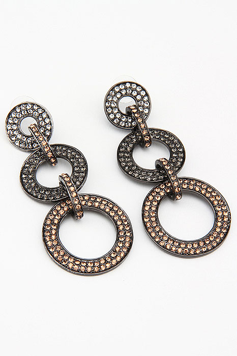 Серьги Fashion Jewelry, цвет: черный, золотистый, серебристый. ER0223ER0223 Серьги Fashion Jewelry, цвет: черный, золотистый, серебристый. ER0223ER0223Оригинальные серьги Fashion Jewelry представляют собой декоративные элементы выполненные из металла и украшенные стразами, скрепленные между собой. Такие серьги помогут создать вам свой неповторимый стиль. Серьги-подвески застегиваются на пластиковую застежку-гвоздик. Серьги Fashion Jewelry позволят вам с легкостью воплотить самую смелую фантазию и создать собственный, неповторимый образ.