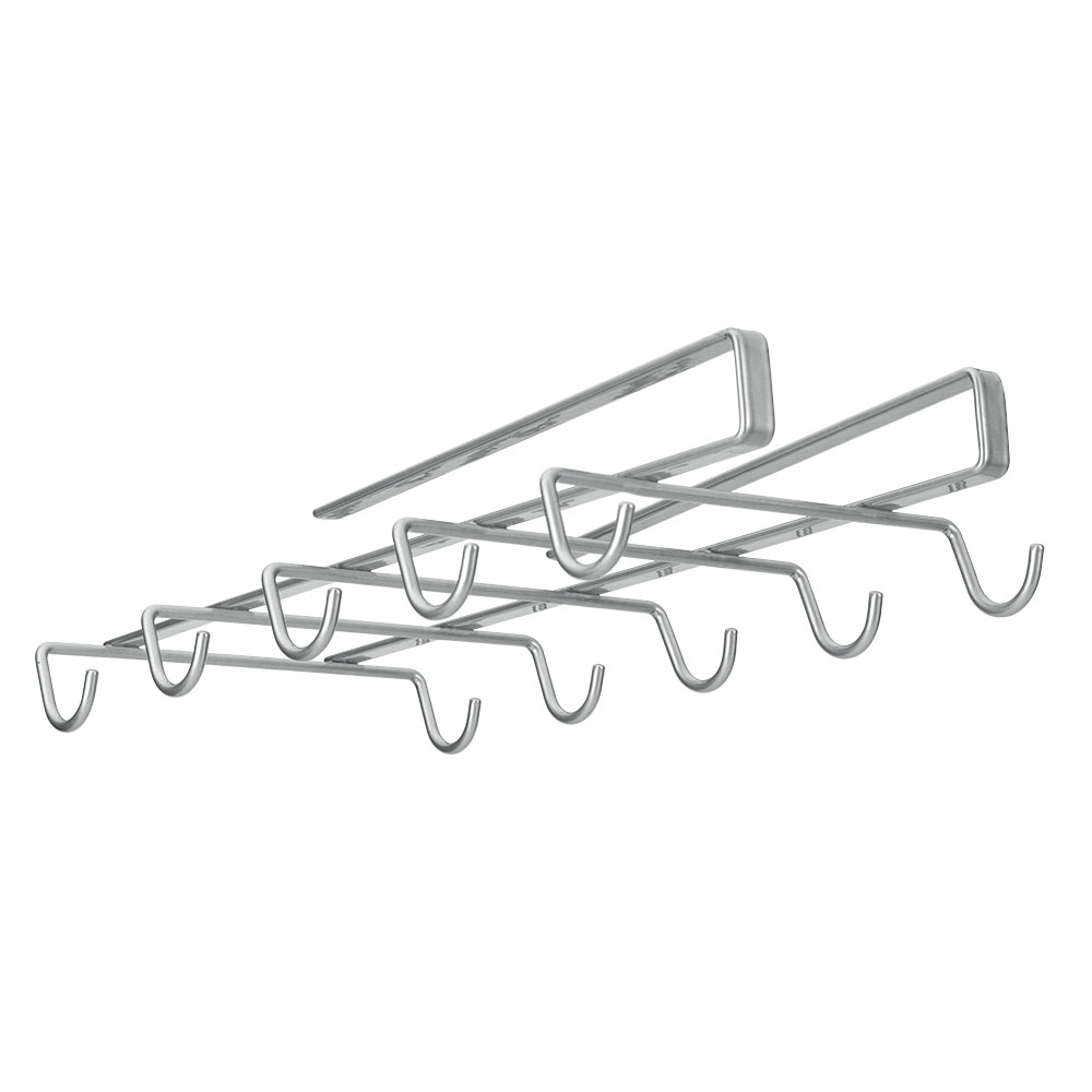 Крючки для чашек Metaltex, на полку, 10 чашек36.49.28/94 Крючки для чашек Metaltex, на полку, 10 чашек36.49.28/94Подвесная вешалка для 10 чашек крепится на кухонную полку. Предназначена для хранения чашек. Вешалка выполнена из высококачественной стали со специальным политермическим покрытием серебристого цвета Polyterm, которое не повредит вашу мебель. Для надежного использования вешалка надежно фиксируется к полке с помощью дополнительного крепления. Ваши кружки будут хранится аккуратно и надежно. Вы можете закрепить его на внутренней или внешней части фасада шкафчика кухонной мебели или на полке подвесного шкафа вашей кухни. Толщина полки не должна превышать 2.2 см