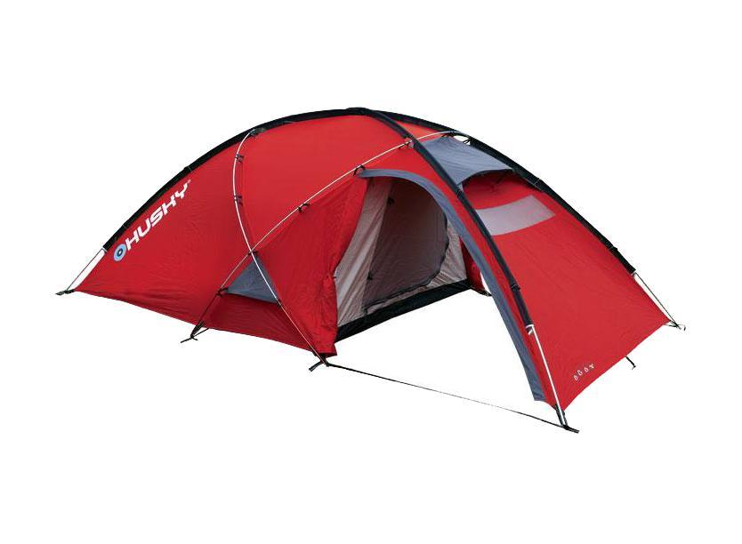 Палатка Husky Felen 2-3 Red, цвет: красныйУТ-000048324 Палатка Husky Felen 2-3 Red, цвет: красныйУТ-000048324Трехсезонная просторная палатка Felen 2-3 отлично подойдет для путешествий. Палатка отличается хорошей устойчивостью, имеет два входа и просторный тамбур. В комплекте компрессионный мешок. Особенность конструкции платки состоит в системе фиксации несущих дуг благодаря внешней конструкции. Эта система основывается на карманах из ткани, сквозь которые продеваются дуги и петлях из усиленного пластика. Такой вид фиксации позволяет легко и быстро поставить палатку даже в экстремальных погодных условиях. Палатка комплектуется алюминиевыми колышками и комплектом для ремонта. Характеристики: Размер палатки: 120 см x 165 см х 340 см. Размер спального места: 210 см х 150 см. Материал внешнего тента: 210Т Polyester Ripstop с полиуретановым покрытием 6000 мм/см2. Материал внутреннего тента: воздухопроницаемый нейлон 210T, вставки из противомоскитной сетки. Материал пола: 190Т Polyester с полиуретановым покрытием 10000 мм/см2. Вес: 4,4 кг. ...