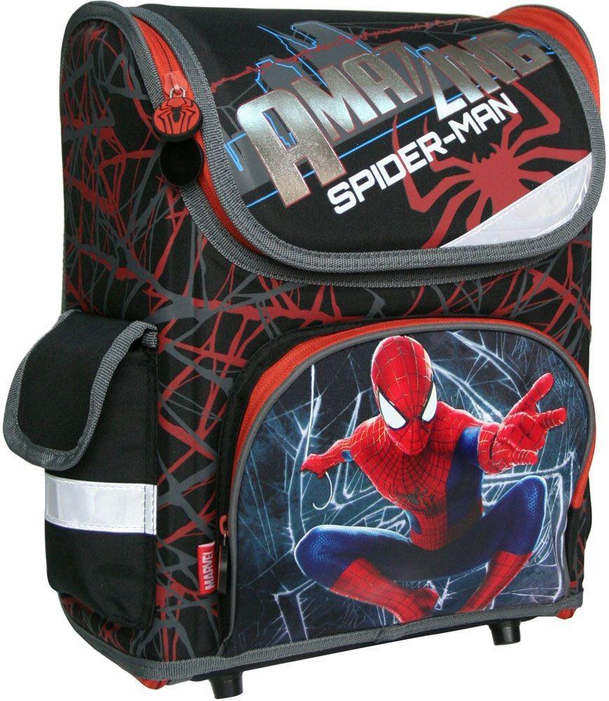 Рюкзак-трансформер Amazing Spider-Man 2, эргономичный, с EVA-спинкойSMBB-UT1-116 Рюкзак-трансформер Amazing Spider-Man 2, эргономичный, с EVA-спинкойSMBB-UT1-116Ранец-трансформер с изображением героя популярных комиксов понравится мальчикам младшего школьного возраста. Его конструкция создана с учетом анатомических особенностей ребенка. Рюкзак имеет основное отделение на молнии. Внутреннее отделение с двумя разделителями, которые фиксируются резинкой, чтобы избежать движения предметов по рюкзаку. На фронтальной части карман на молнии. С одной боковой стороны карман-сетка, с другой закрытый карман на липучке. Благодаря прорезиненной ручке, рюкзак удобно носить в руке. Лямки выполнены с использованием поролона и воздухообменного сетчатого материала, регулируются по длине. Дно рюкзака имеет пластиковые ножки. Рюкзак снабжен светоотражающими элементами спереди, по бокам и на лямках.