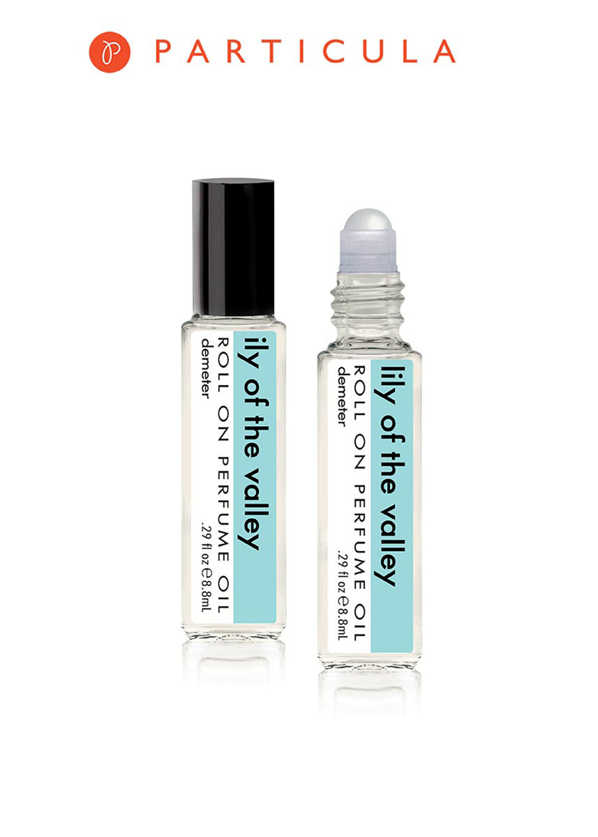 Demeter Fragrance Library Парфюмерное масло Ландыш (Lily of the valley), 8,8 млDM07878 Demeter Fragrance Library Парфюмерное масло Ландыш (Lily of the valley), 8,8 млDM07878В Англии, в Суссексе, сохранилась удивительная легенда о сражении при Толбиаке святого Леонарда со страшным драконом Син: из пролитой крови святого Леонарда выросли ландыши - цветы непорочности и святости. Согласно же библейскому преданию, ландыши выросли там, где слезы Марии упали на землю у подножия креста. И можно найти еще много-много интересных сюжетов, посвященных этому прекрасному цветку. Считается, что ландыш - символ смирения, целомудрия, чистоты и, как говорят, приносит удачу в любви. Так что как минимум один флакончик с ароматом Lily of the Valley просто необходимо иметь в запасе. Способ применения: нанести на сухую, чистую кожу. На точки пульса. Парфюмерные масла - это концентрат, в состав которого входят только натуральные ароматические вещества. Парфюмерные масла, состоящие из масляной основы и сбалансированной парфюмерной композиции, обеспечивают стойкость аромата, поэтому запах держится очень долго. Отсутствие спирта делает ароматы менее...